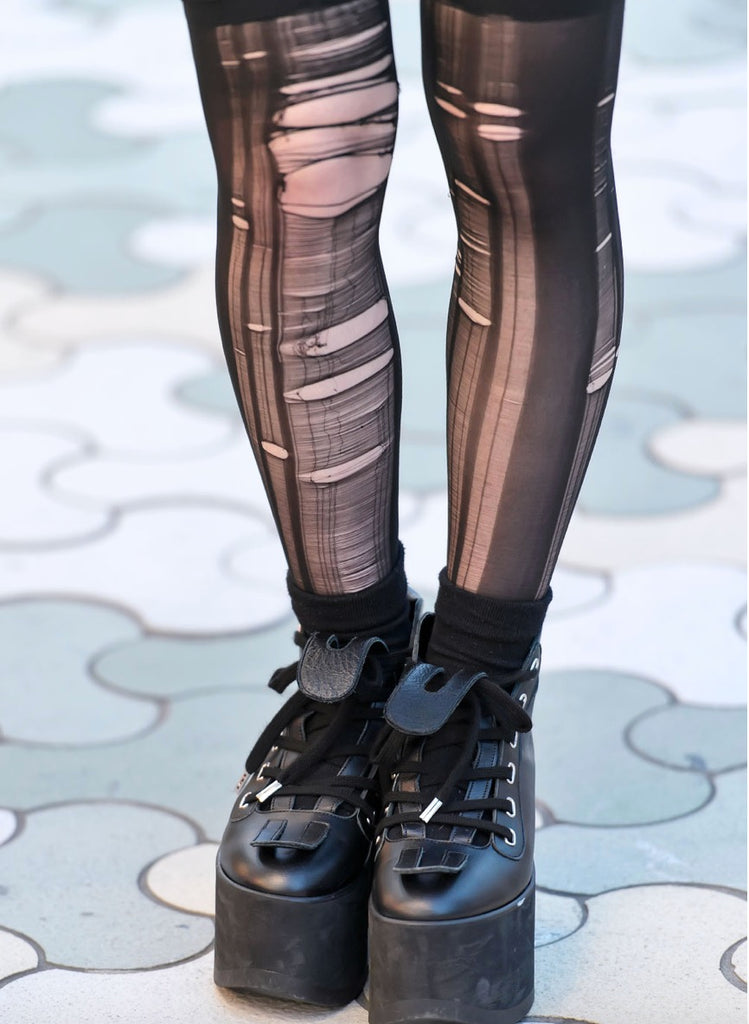 10 tell-tale signs you need to renovate your Goth wardrobe (or not!)