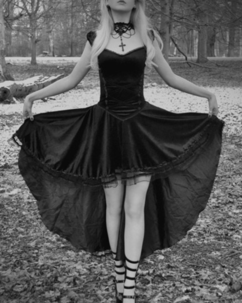 Elegant Goth Gothic Babe Co