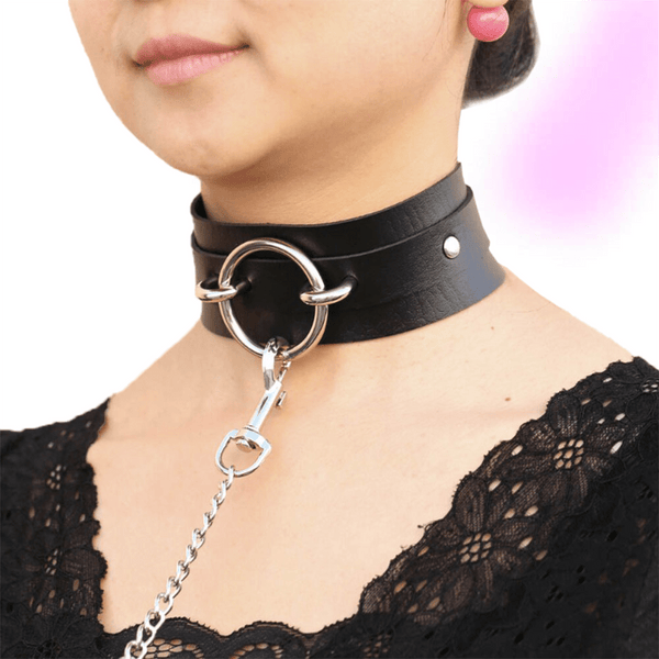 Obedient Harajuku Bondage Choker