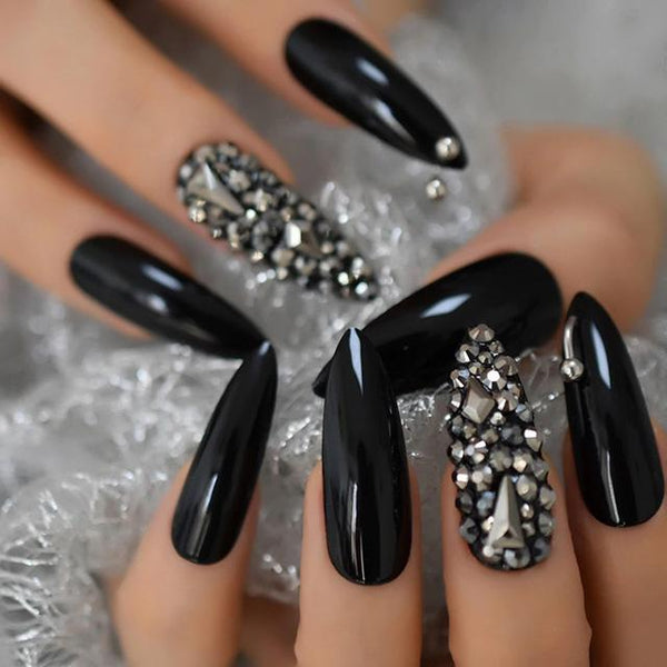 Aesthetic Stygian Nails