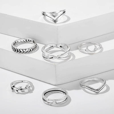 Amaris Antique Ring Set