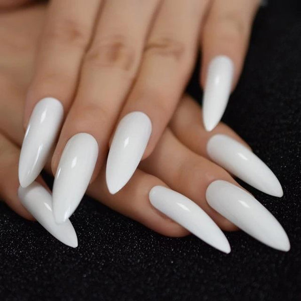 Aesthetic Sharp Nails