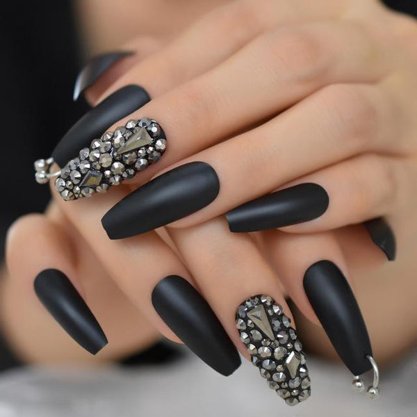 Aesthetic Stygian Nails