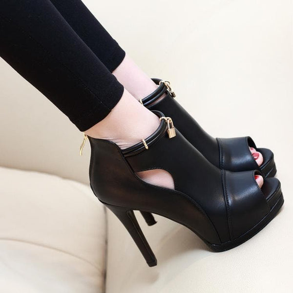 Lock 'N Key Heels