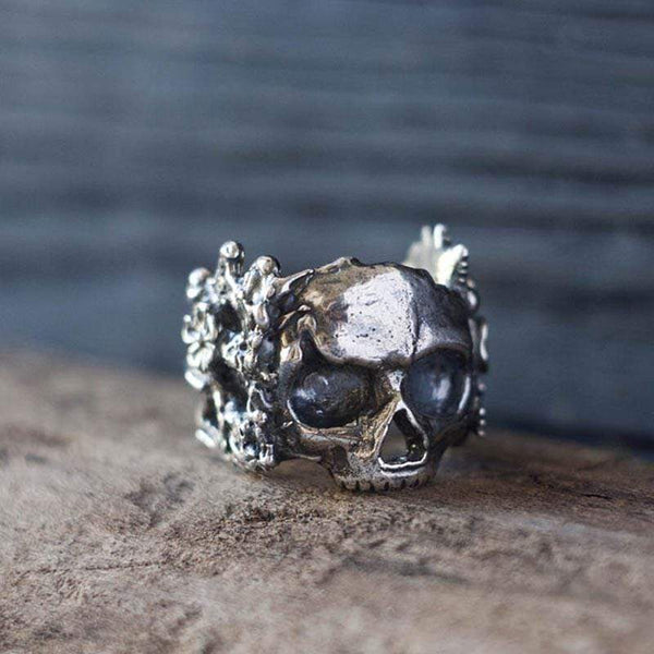 Savage Skull Ring