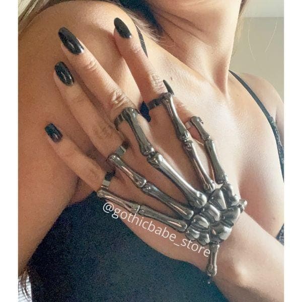 Skeleton Hand Bracelet Halloween Skull Ring Bracelet Gothic Accessories  Halloween Cosplay Party Supplies Skeleton Hand Bangle