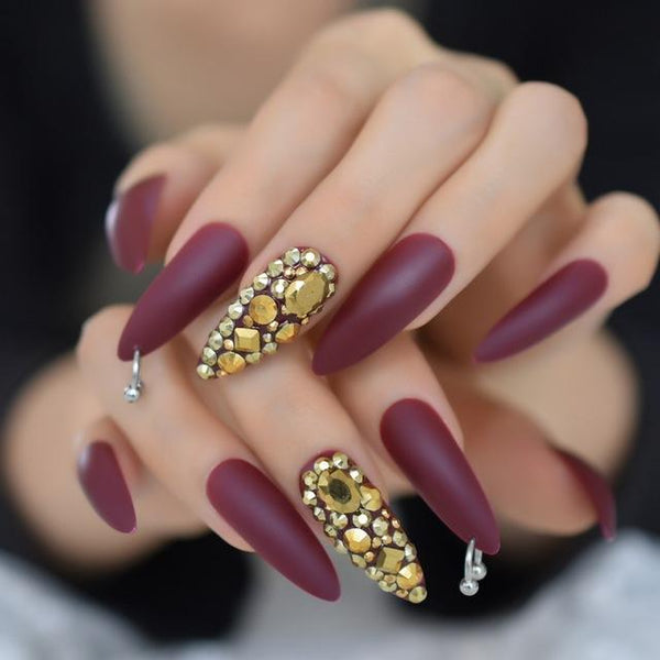 Aesthetic Stygian Nails