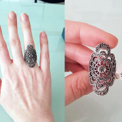 Black Flower Vintage Ring