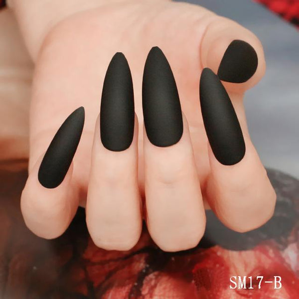 Aesthetic Sharp Nails