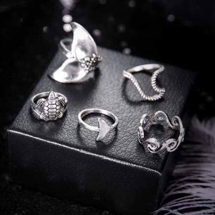 Gothic Wave Ring