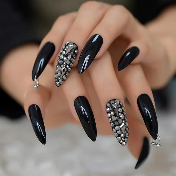 Aesthetic Stygian Nails