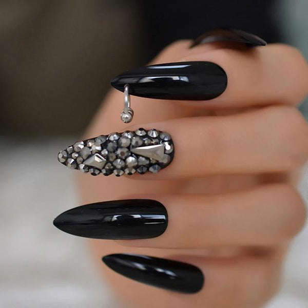 Aesthetic Stygian Nails