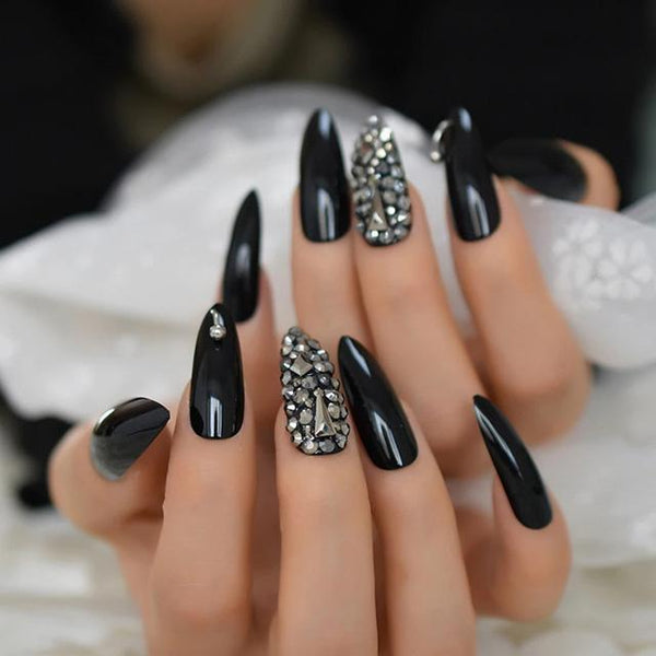 Aesthetic Stygian Nails