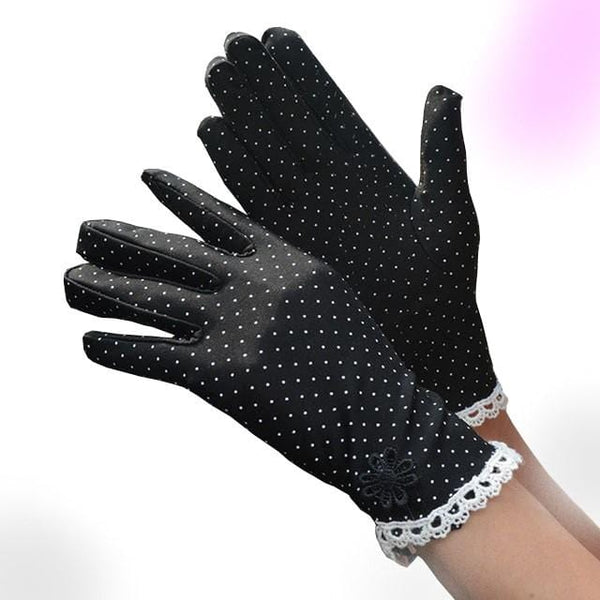 Get Spotted Gloves