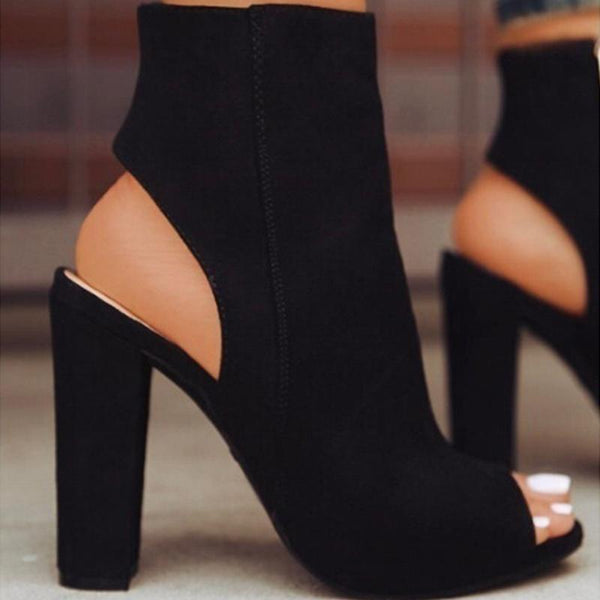 Beautiful Liar Scrunch Heels