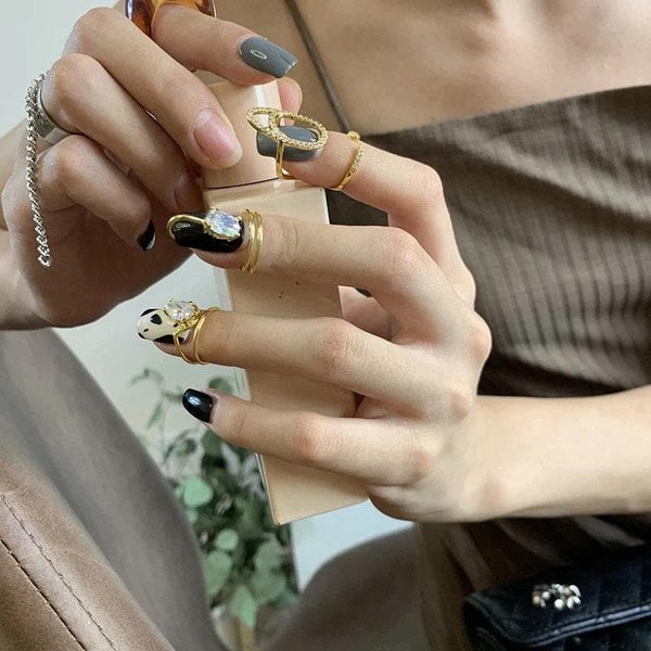 Girl Inlaid Rhinestone Gothic Rings