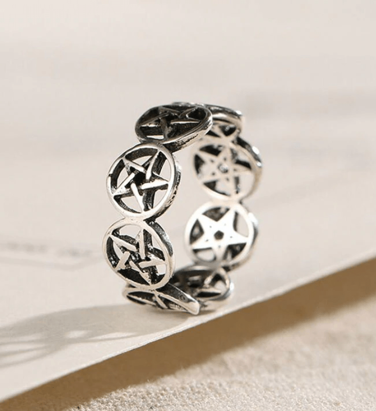 Babylonia Ring