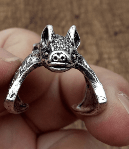 Dwarf Bat Ring