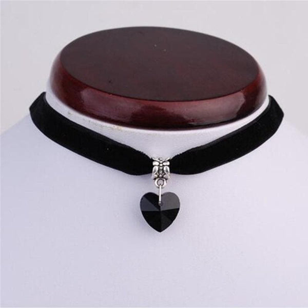 Heart Gothic Choker